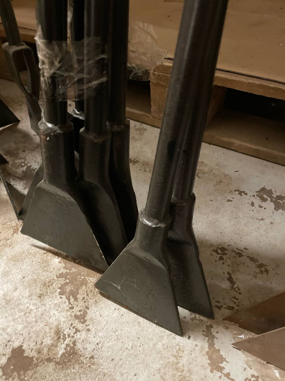 Ледоруб кованный с металлической ручкой Б2, 1,4 кг