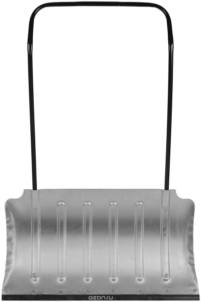 Движок для снега формованный ОЦИНКОВАННЫЙ с мет.накладкой S=0,8 мм 750х330 с П-обр мет руч